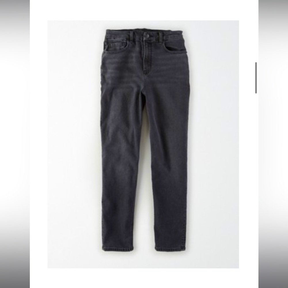 American Eagle Stretch Curvy Mom Jean